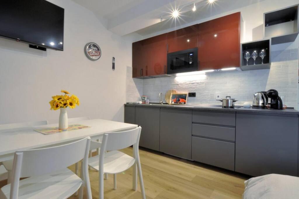 Special 10 - Comfort And Style In The Heart Of Historic Turin Center Dış mekan fotoğraf