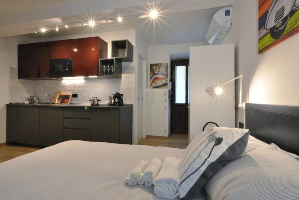 Special 10 - Comfort And Style In The Heart Of Historic Turin Center Dış mekan fotoğraf